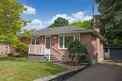 162 Pontiac Avenue, Oshawa, On L1g 3m3