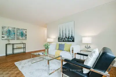 Co-op Apartment in Toronto