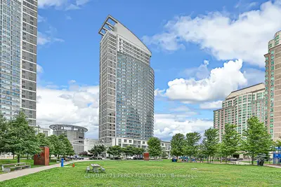 Condo Apartment in Toronto