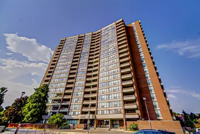 Condo Apartment in Toronto