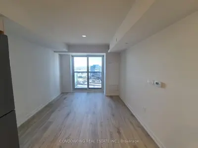 225 Village Green Square 1905, Toronto E07, On M1s 0n4
