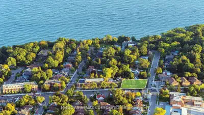 Condo Townhouse in Toronto