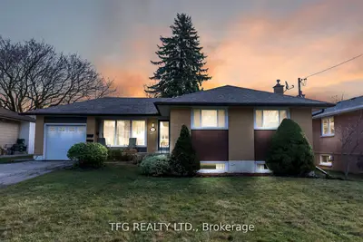 745 Glengrove Street Lower, Oshawa, On L1j 5c5