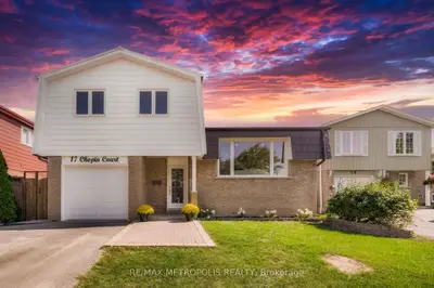 17 Chopin Court Upper, Whitby, On L1n 6c5