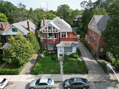 Detached in Toronto