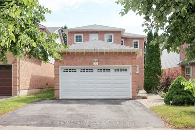 33 Lipton Crescent Bsmt, Whitby, On L1r 1w7