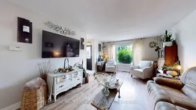 551 Salisbury Street, Oshawa, On L1j 6l9