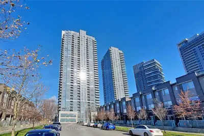 275 Village Green Square 2915, Toronto E07, On M1s 0l8