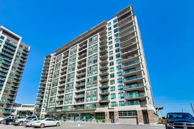 1235 Bayly Street 1502, Pickering, On L1w 1l7