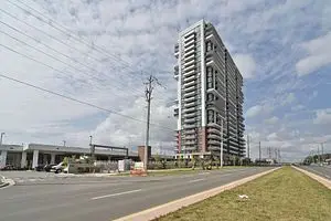 Condo Apartment in Oshawa