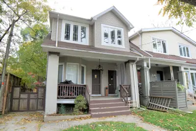 930 Carlaw Avenue 2nd Flr, Toronto E03, On M4k 3l7