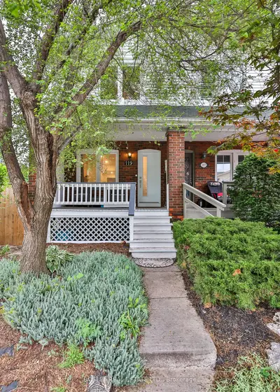 119 Woodington Avenue, Toronto E03, On M4c 3k2