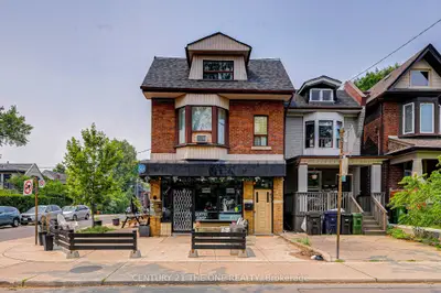 Multiplex in Toronto