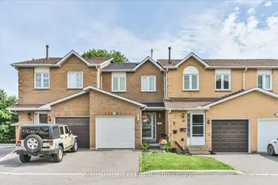 905 Bayly Street 15, Pickering, On L1w 3y9