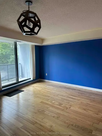 757 Victoria Pk Avenue 312, Toronto E06, On M4c 5n8