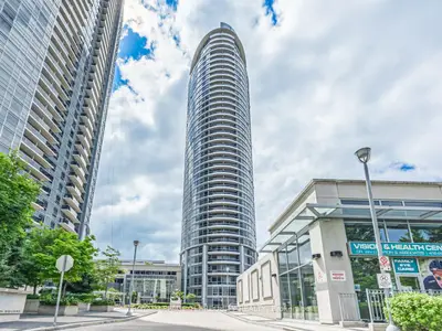 125 Village Green Square 310, Toronto E07, On M1s 0g3