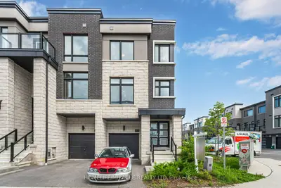 Att/Row/Townhouse in Pickering