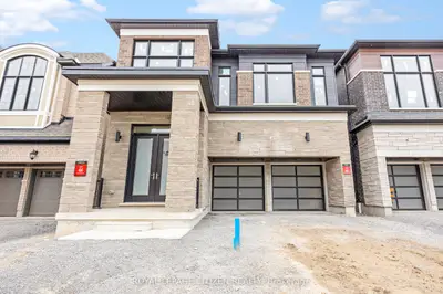 Detached in Pickering