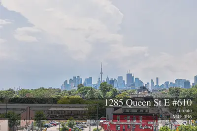 Condo Apartment in Toronto