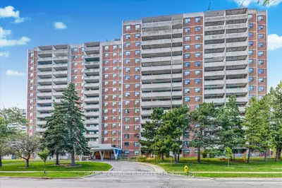 Condo Apartment in Toronto