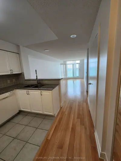 238 Bonis Avenue 1120, Toronto E05, On M1t 3w7
