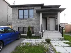 Duplex in Oshawa
