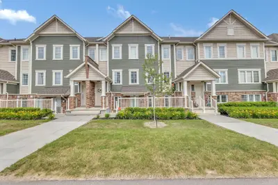 2500 Hill Rise Court 114, Oshawa, On L1l 0m6