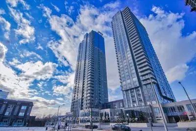 275 Village Green Square 2415, Toronto E07, On M1s 0l8