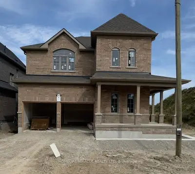 Detached in Scugog