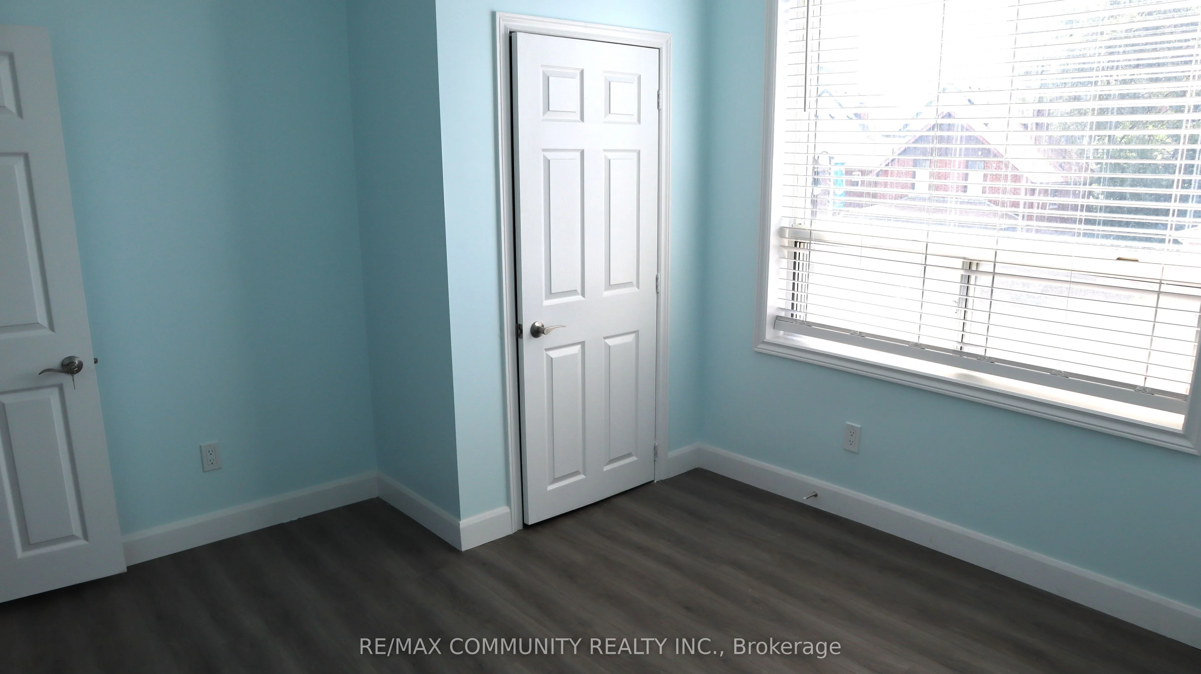 88 Bond Street W Apt A, Oshawa, ON L1G 1A5