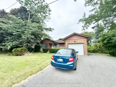 Detached in Oshawa