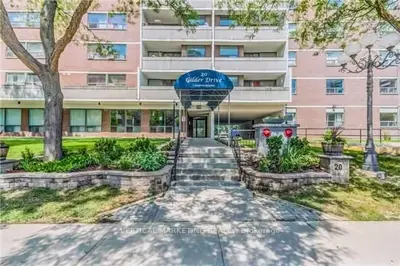 Condo Apartment in Toronto