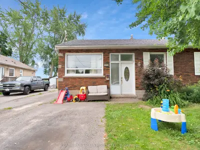 87 Wellington Avenue Main, Oshawa, On L1h 3x8