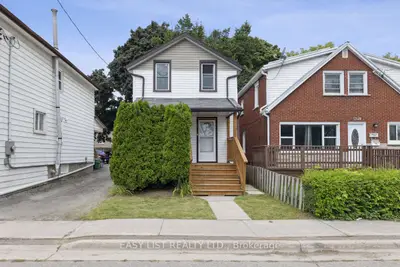 Detached in Oshawa