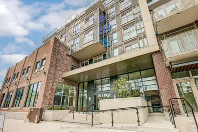 Condo Apartment in Toronto