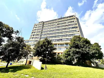 Condo Apartment in Toronto