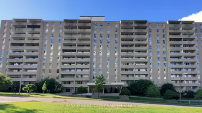 Condo Apartment in Toronto