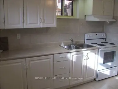 659 Fife Court Basemt, Oshawa, On L1j 3c5
