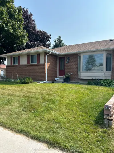 Detached in Pickering