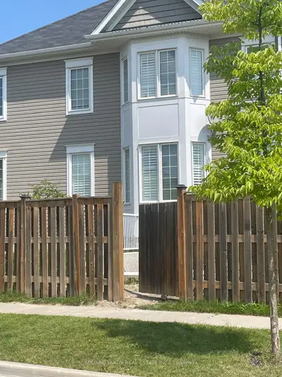 Detached in Oshawa