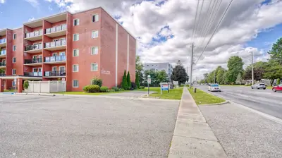 131 Taunton Road E 206, Oshawa, On L1g 3t8