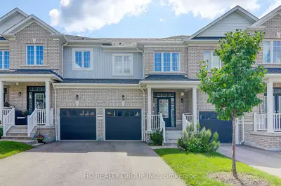 Att/Row/Townhouse in Pickering
