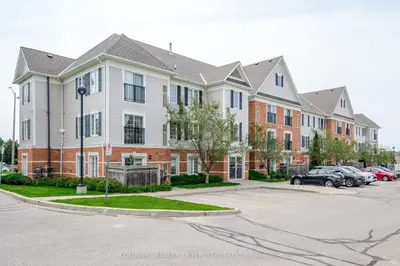 Condo Apartment in Clarington