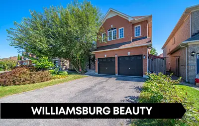 Detached in Whitby
