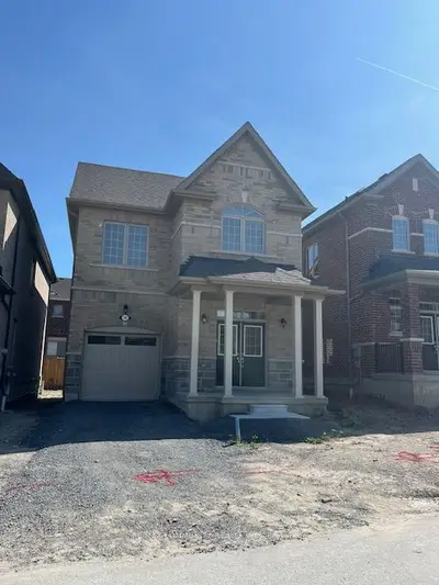 Detached in Pickering