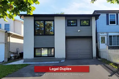 Detached in Oshawa