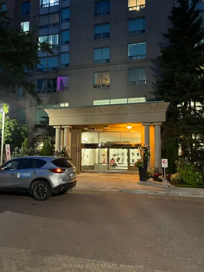 Condo Apartment in Toronto
