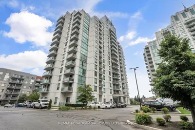 Condo Apartment in Toronto