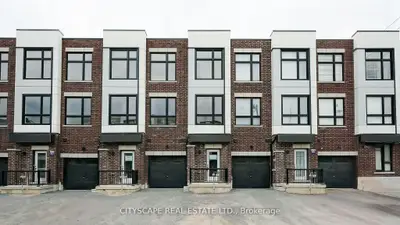 Att/Row/Townhouse in Ajax