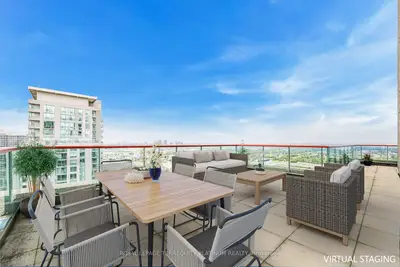 Condo Apartment in Toronto
